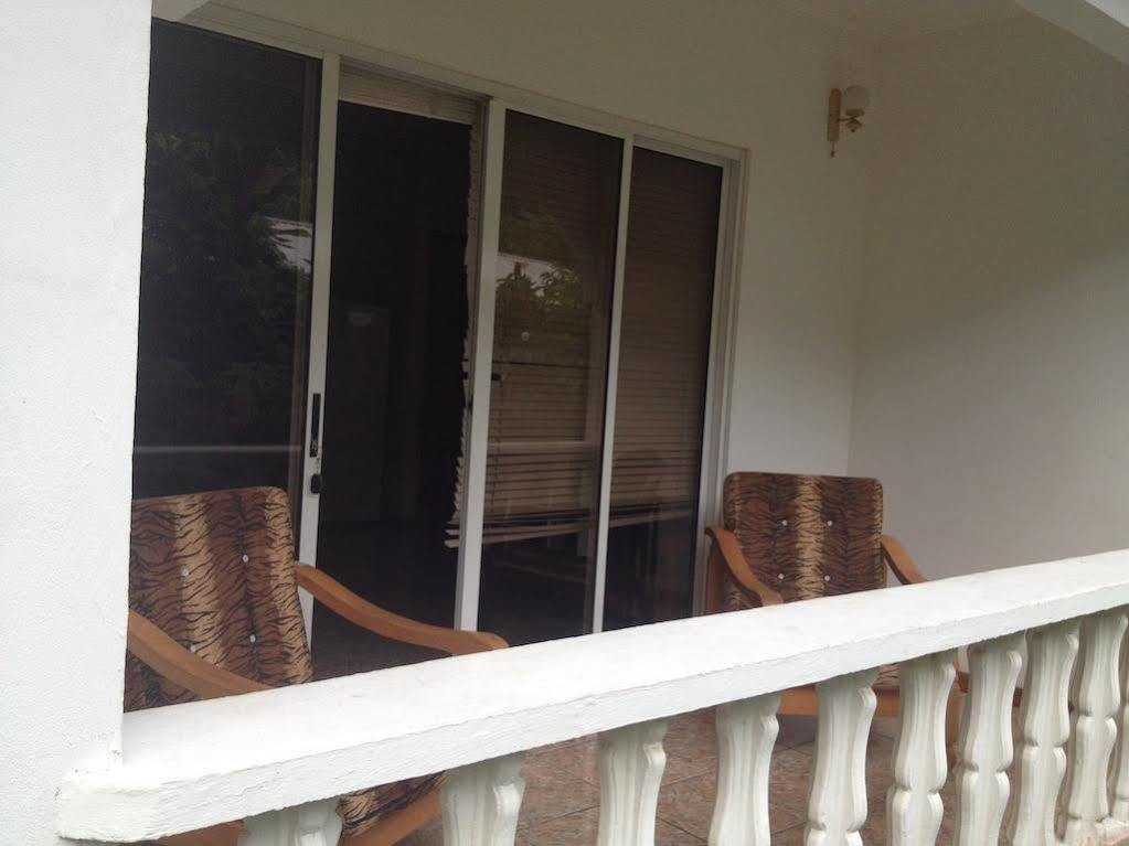 Marl Self Catering Villa Pointe La Rue Buitenkant foto