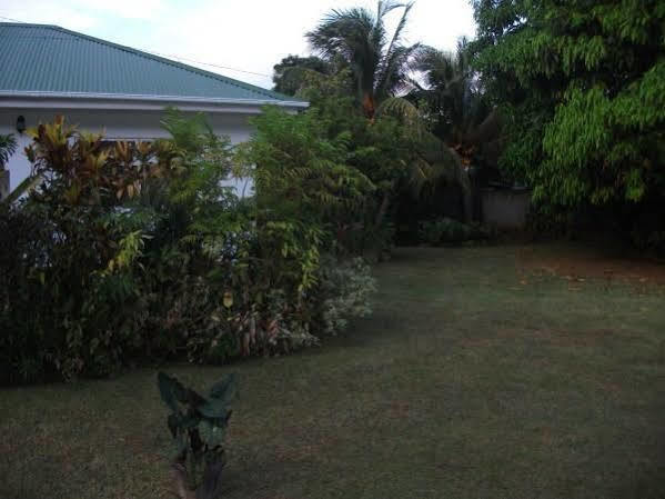 Marl Self Catering Villa Pointe La Rue Buitenkant foto
